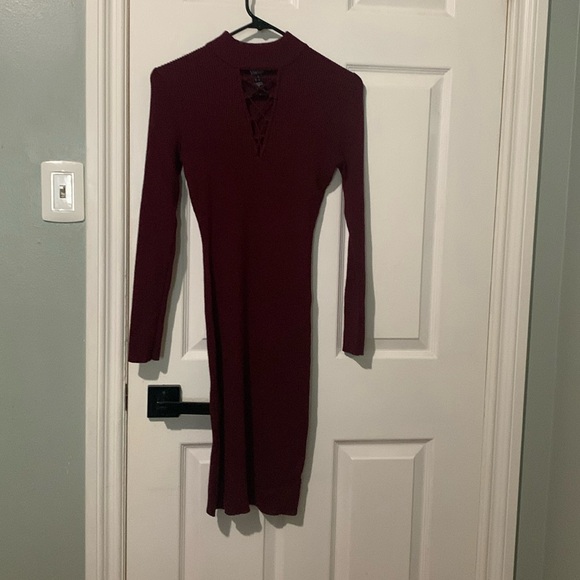 Red Laced Long-Sleeve Dress - Picture 1 of 2